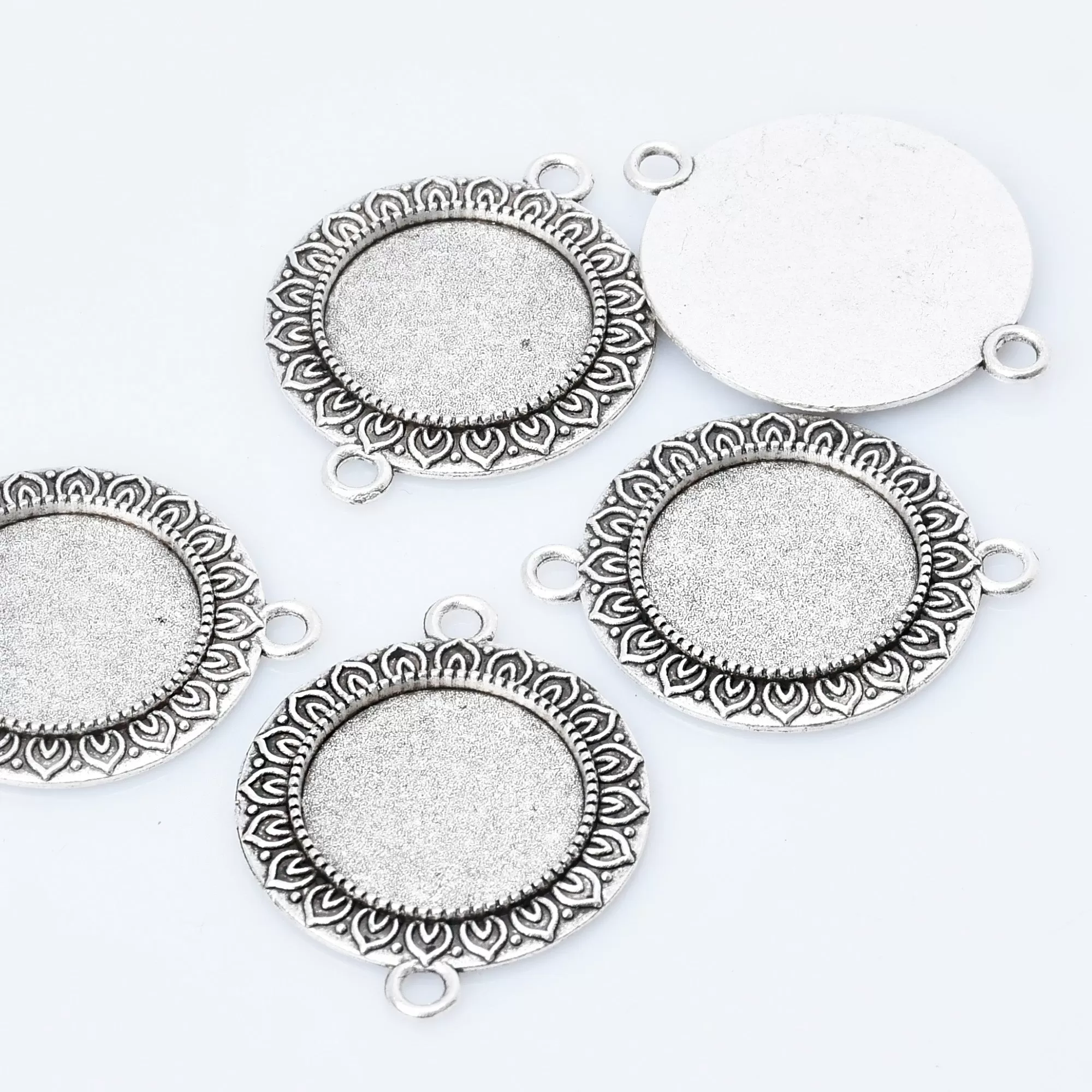 Alloy Round Connector Trays Double Loop Lotus lace Pendant Base fit 20mm round cabochons Tray Findings 10pcs 102943